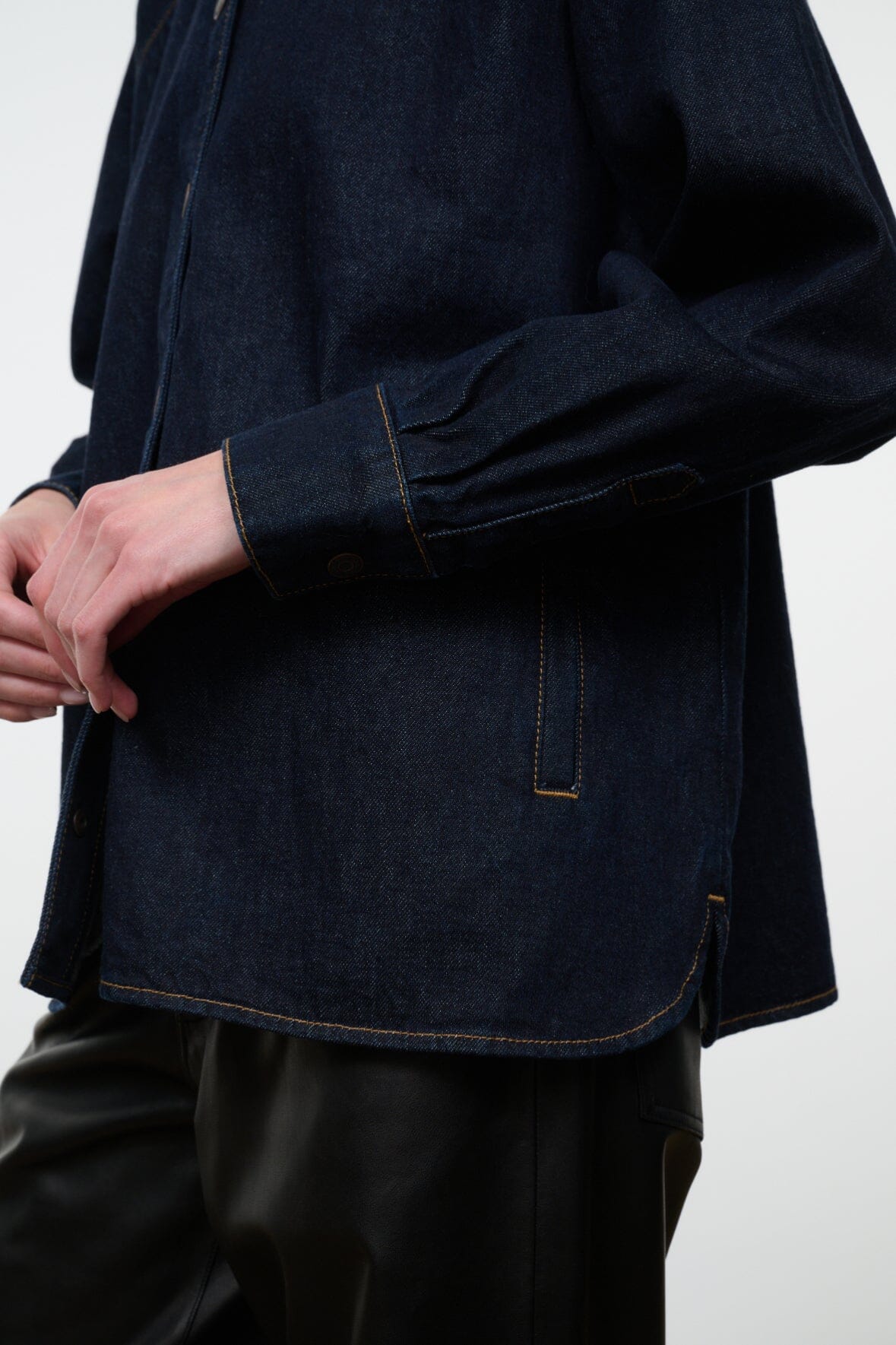Myles Shirt Jacket Indigo | STAUD Essential