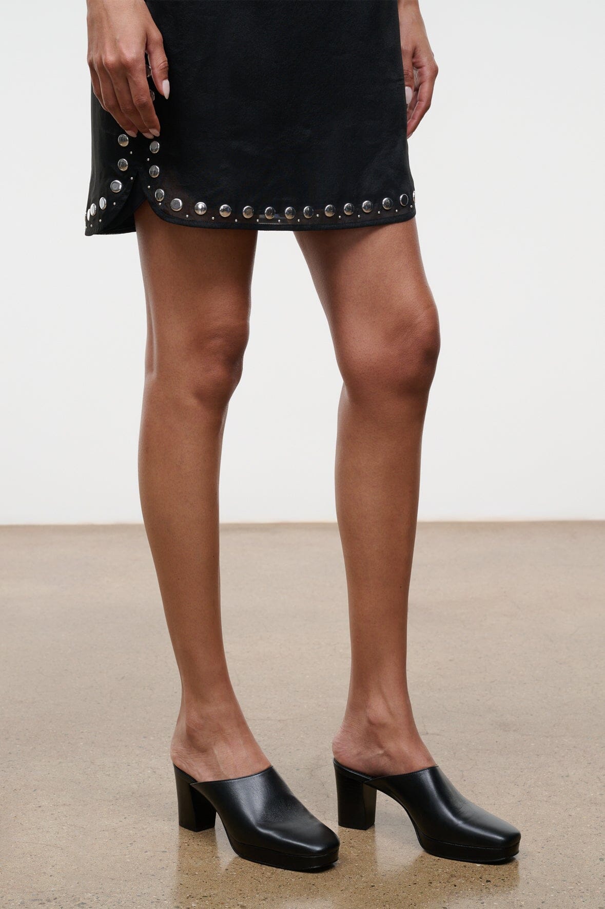 Monica Mule Black | STAUD Classic