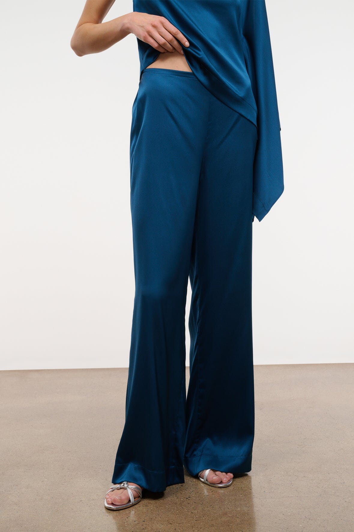 Stroll Silk Pant Harbor | STAUD Essential