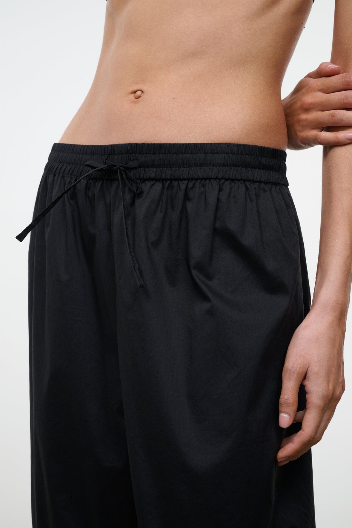 Renzo Pant Black | STAUD Trending