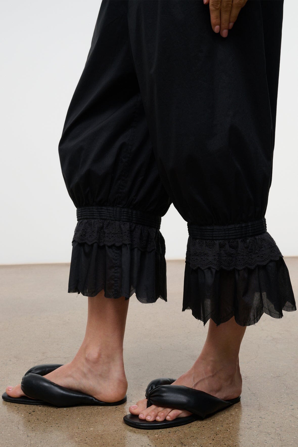 Renzo Pant Black | STAUD Trending