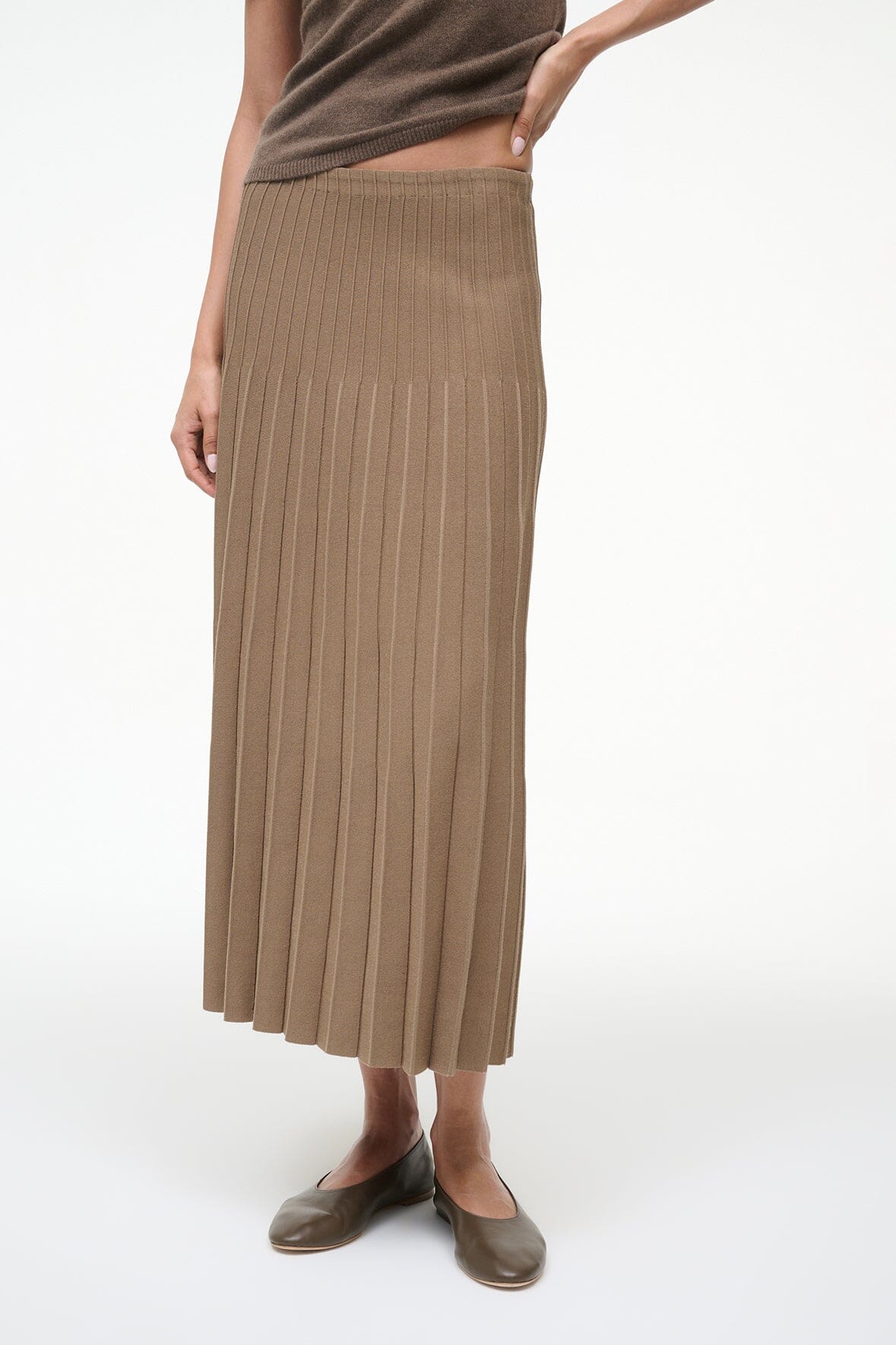 Lena Skirt Taupe | STAUD Featured