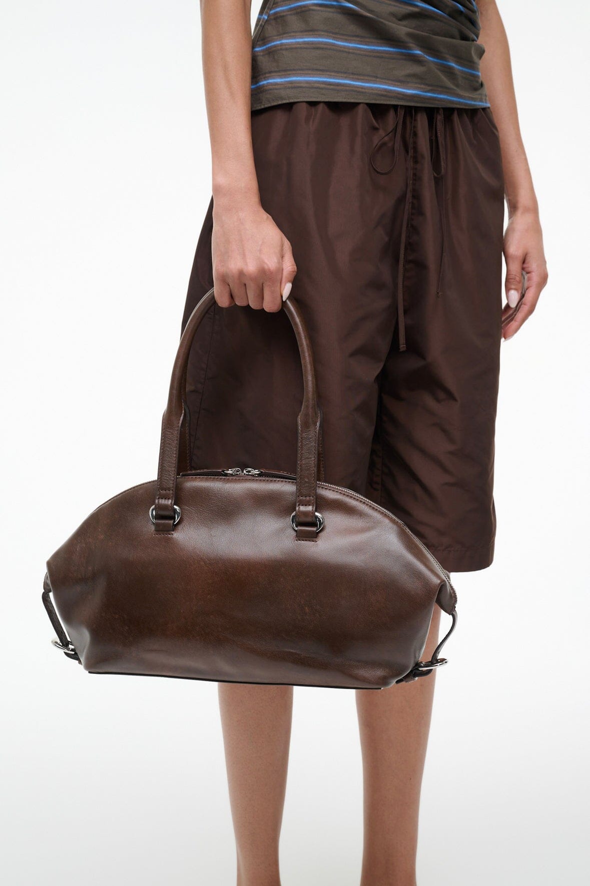 Hester Shoulder Bag Espresso Distressed | STAUD Classic