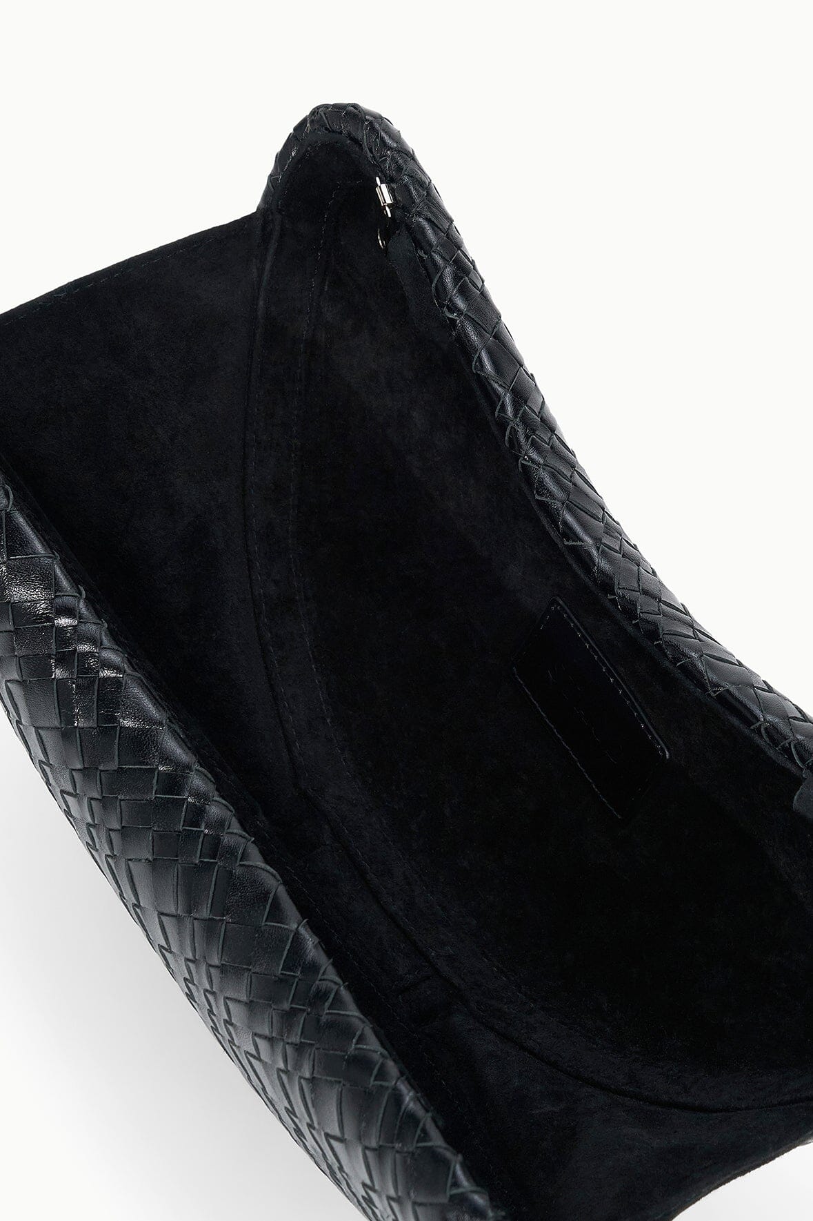 Crescent Clutch Black | STAUD Essential