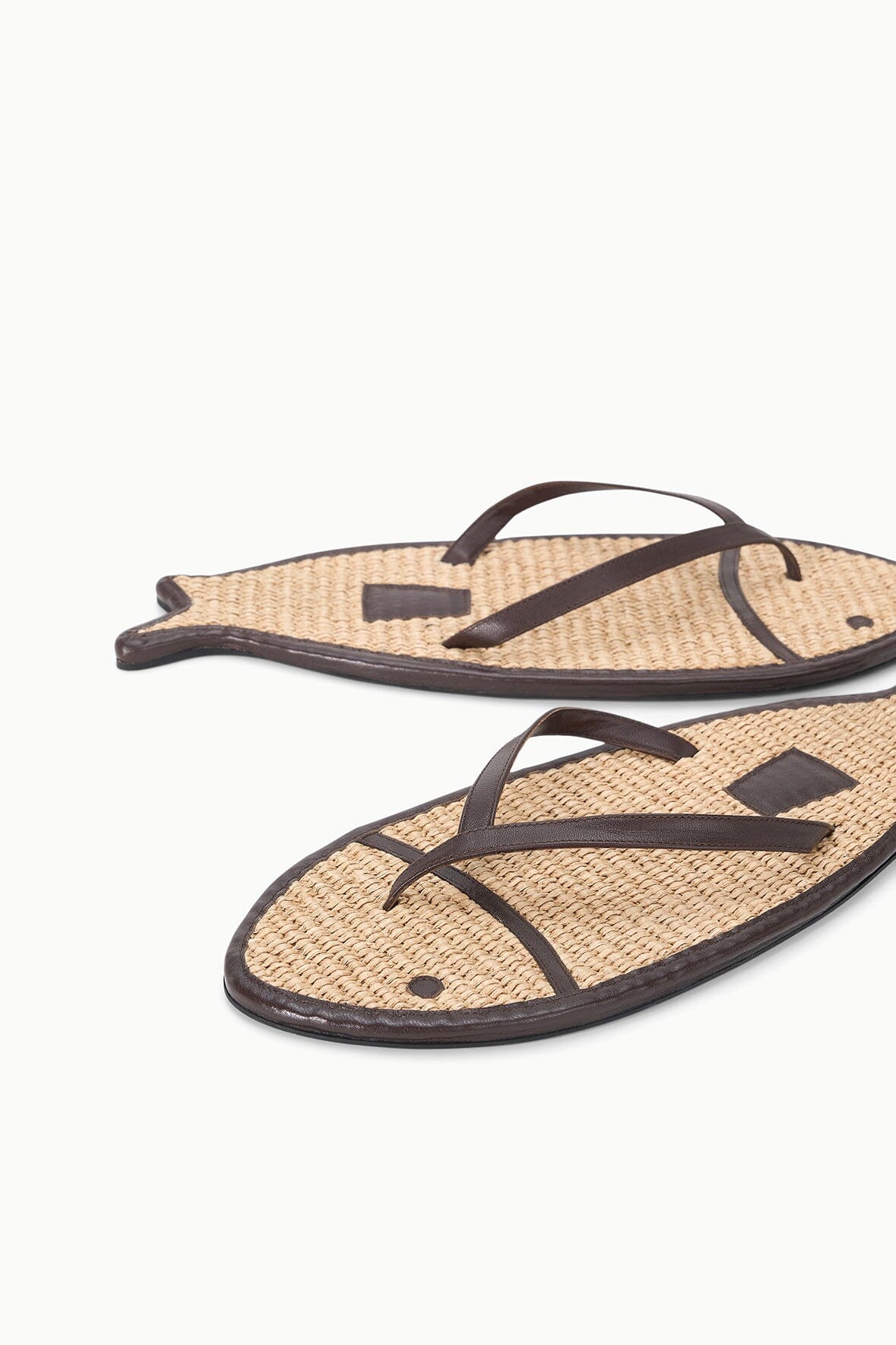 Fish Flop Natural | STAUD Trending