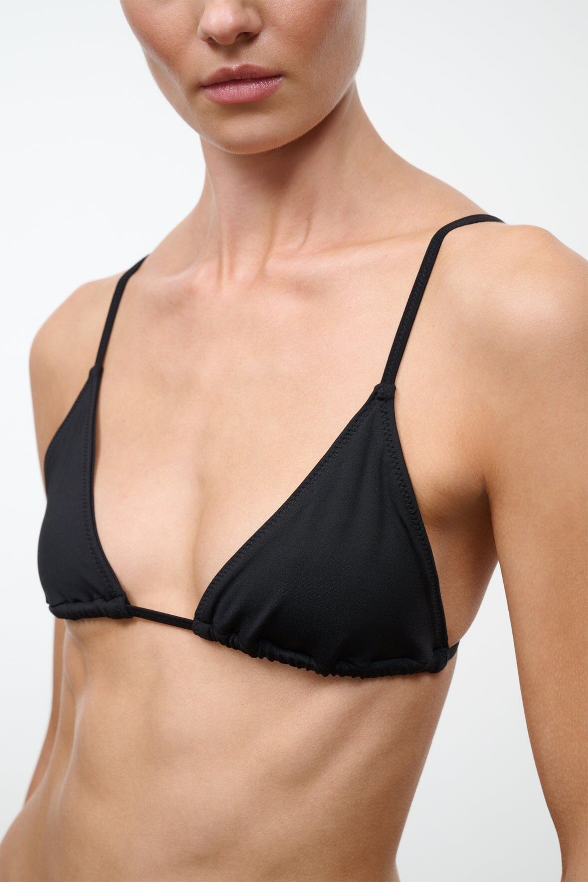Alexis Triangle Top Black | STAUD Premium