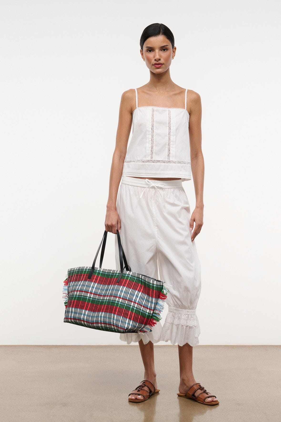 Christos Large Tote Lawn Chair | STAUD Premium