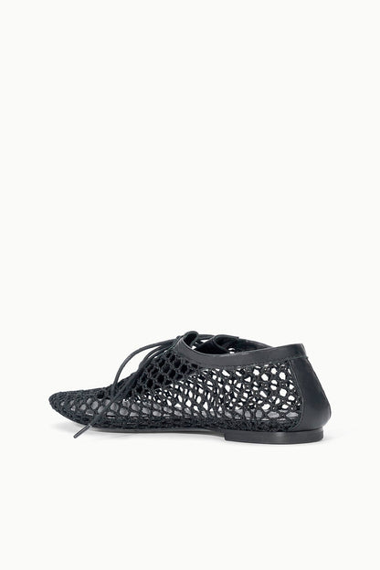 Kit Lace Up Flat Black | STAUD Quality