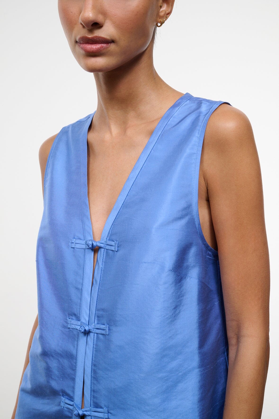 Sami Silk Top Coast | STAUD Great Value