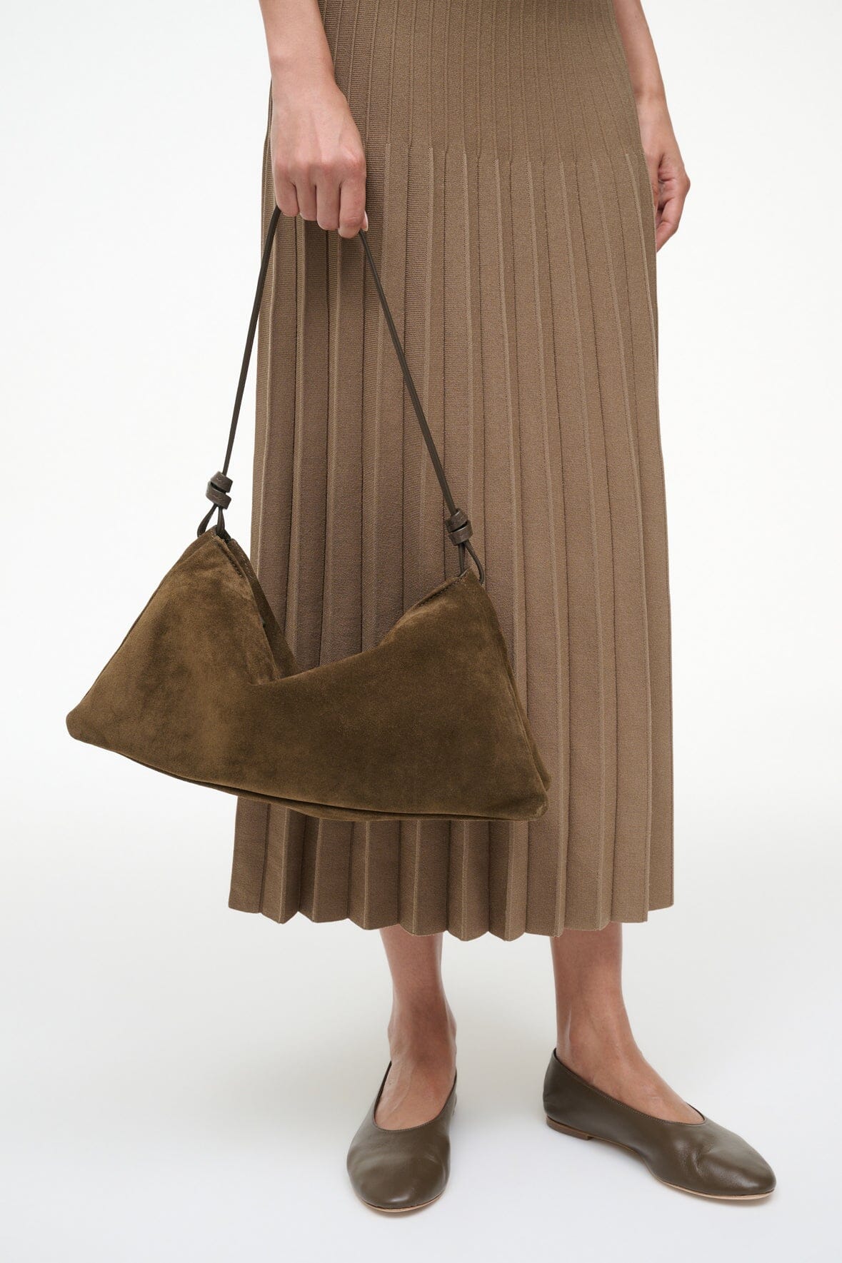 Wally Shoulder Bag Truffle Suede | STAUD Latest