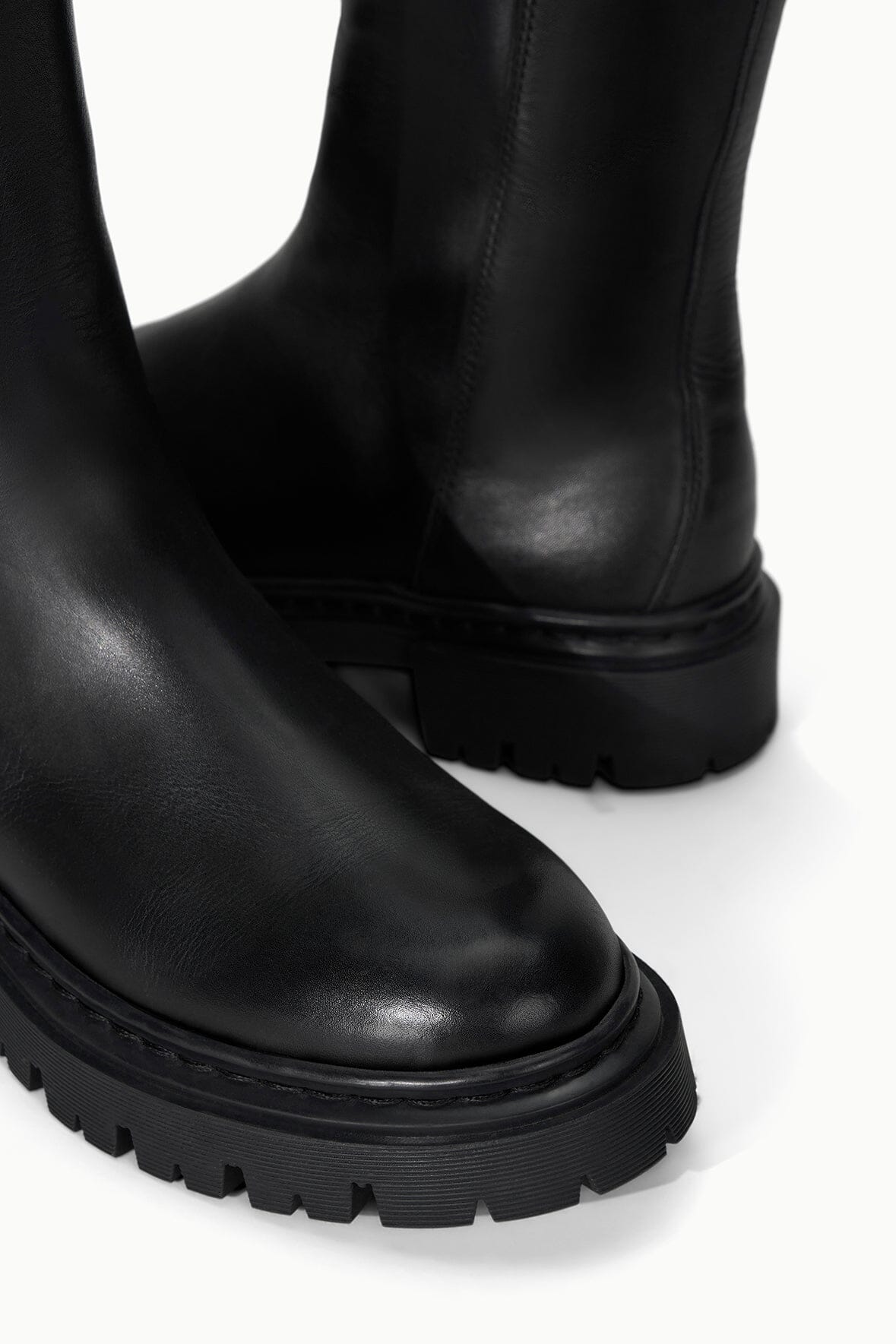 Henry Knee Boot Black | STAUD Latest