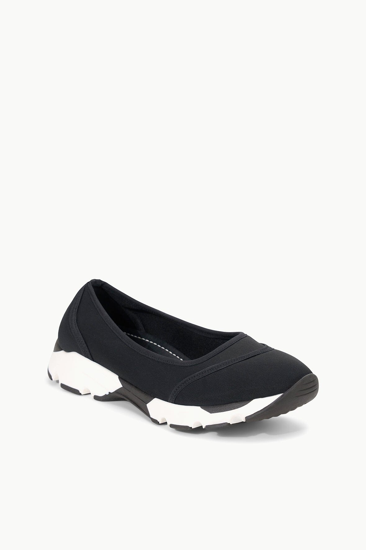Gino Ballet Glide Black | STAUD Trending