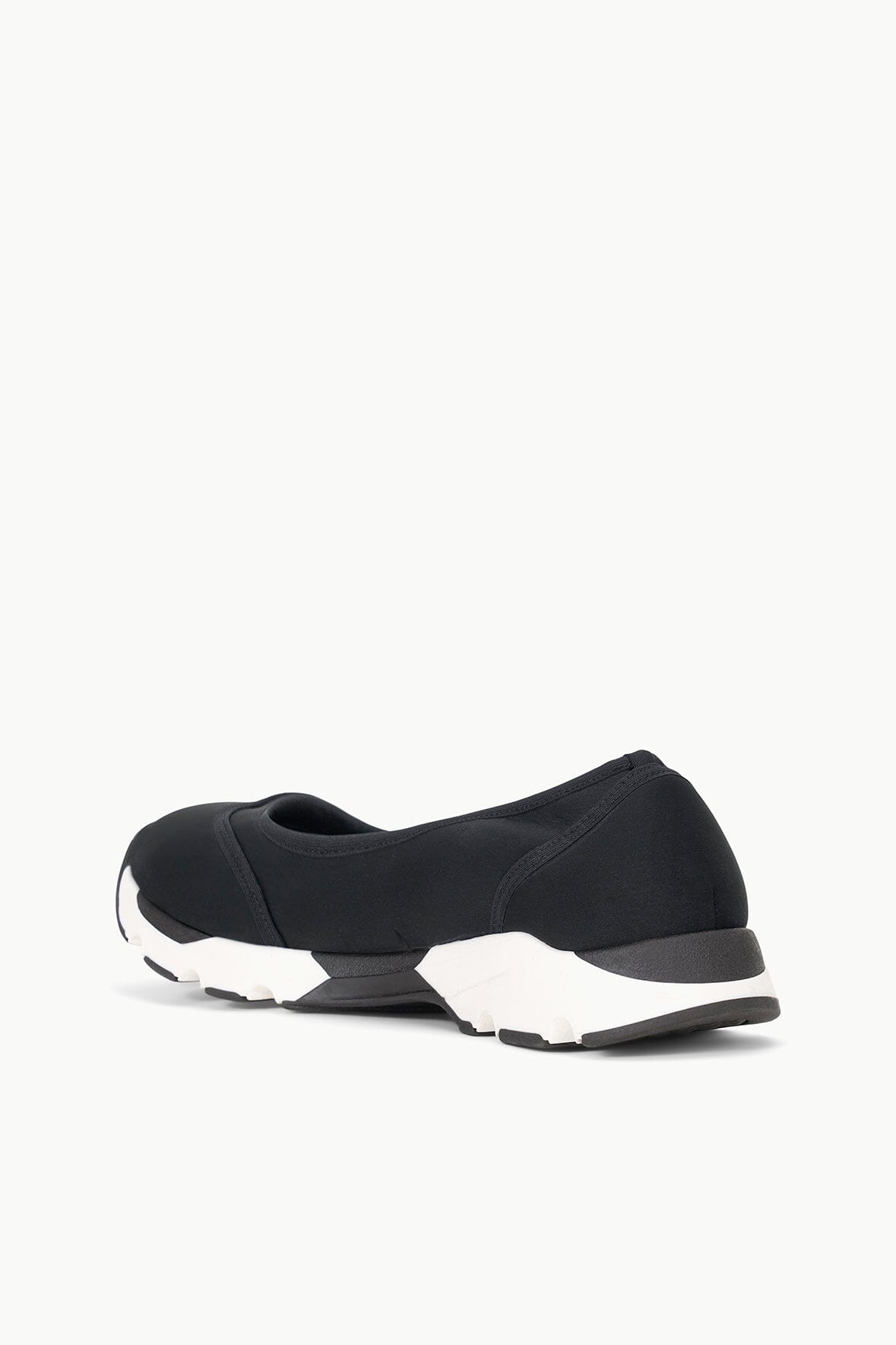 Gino Ballet Glide Black | STAUD Trending