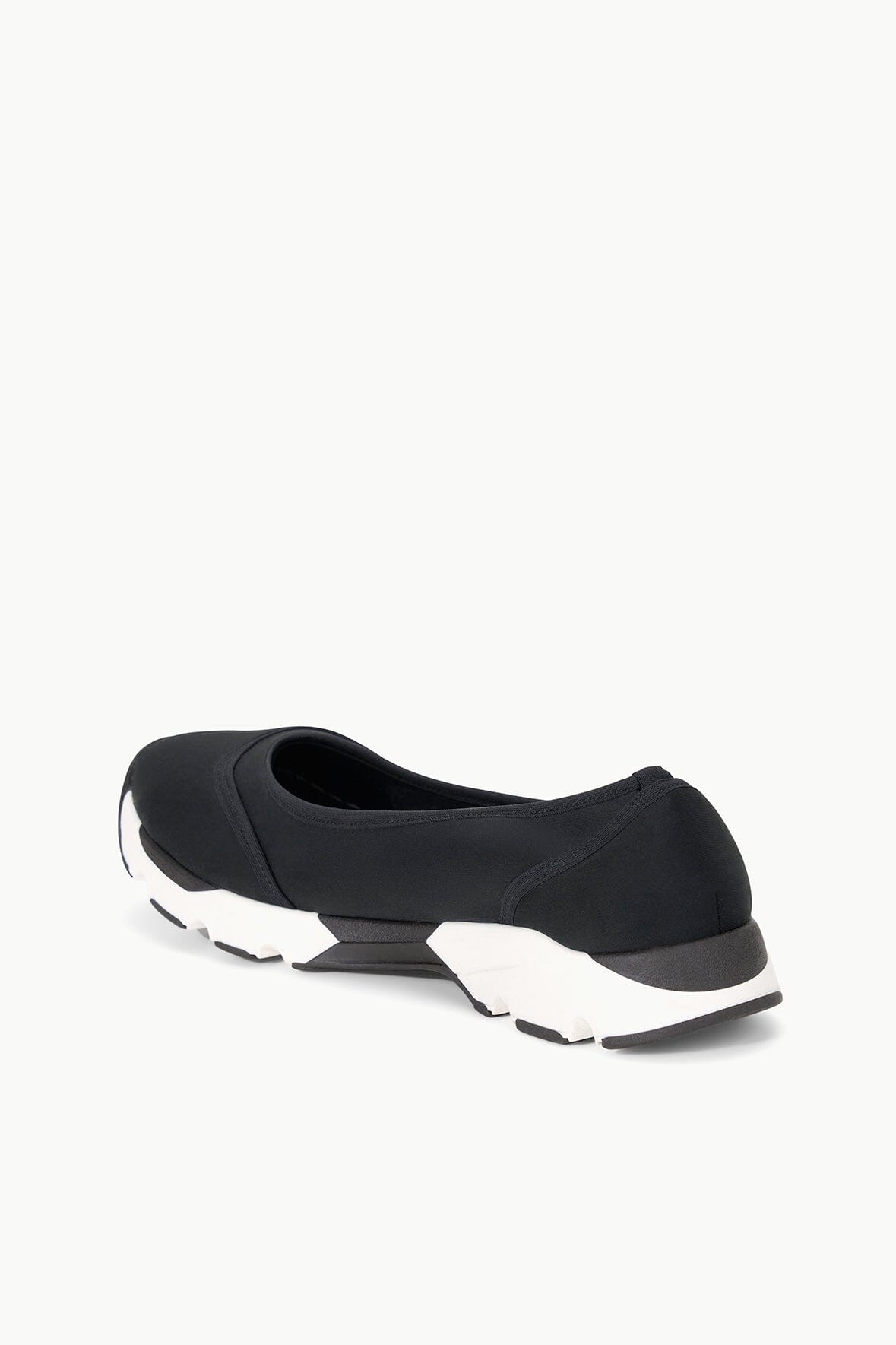 Gino Ballet Glide Black | STAUD Trending