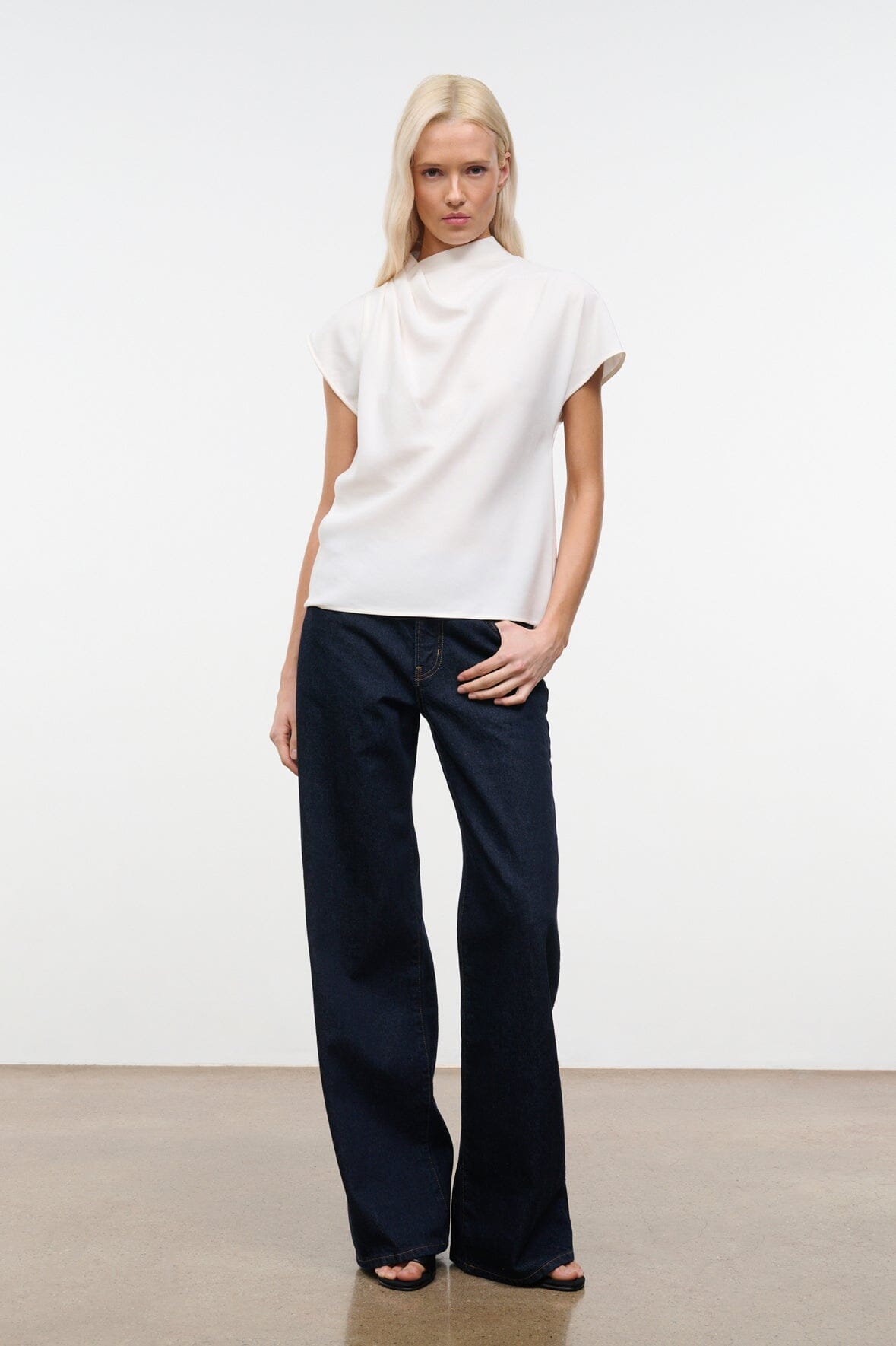 Davina Top Truffle | STAUD Quality