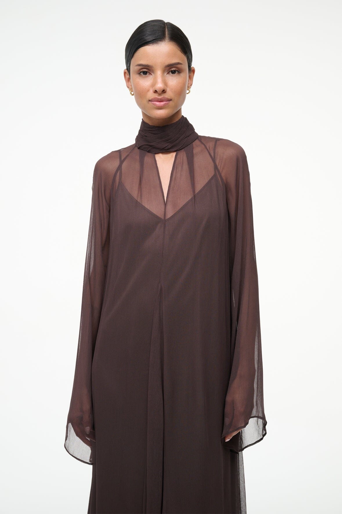 Esther Maxi Dress Earth | STAUD Trending