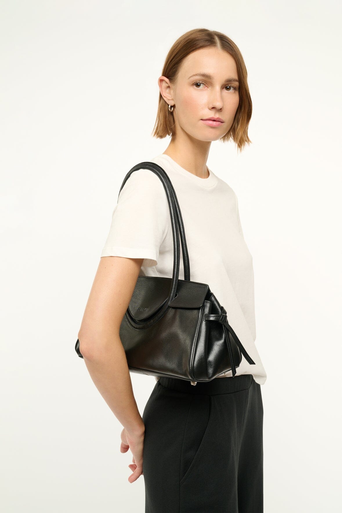 Maude Shoulder Bag Black | STAUD Premium