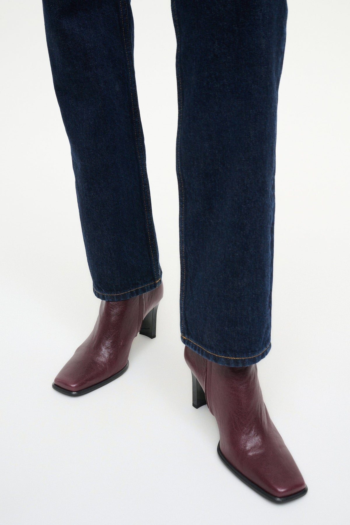 Hendrix Ankle Boot Syrah | STAUD Essential