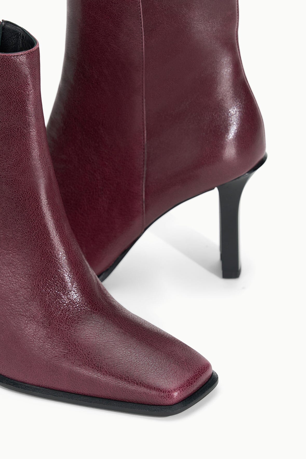 Hendrix Ankle Boot Syrah | STAUD Essential