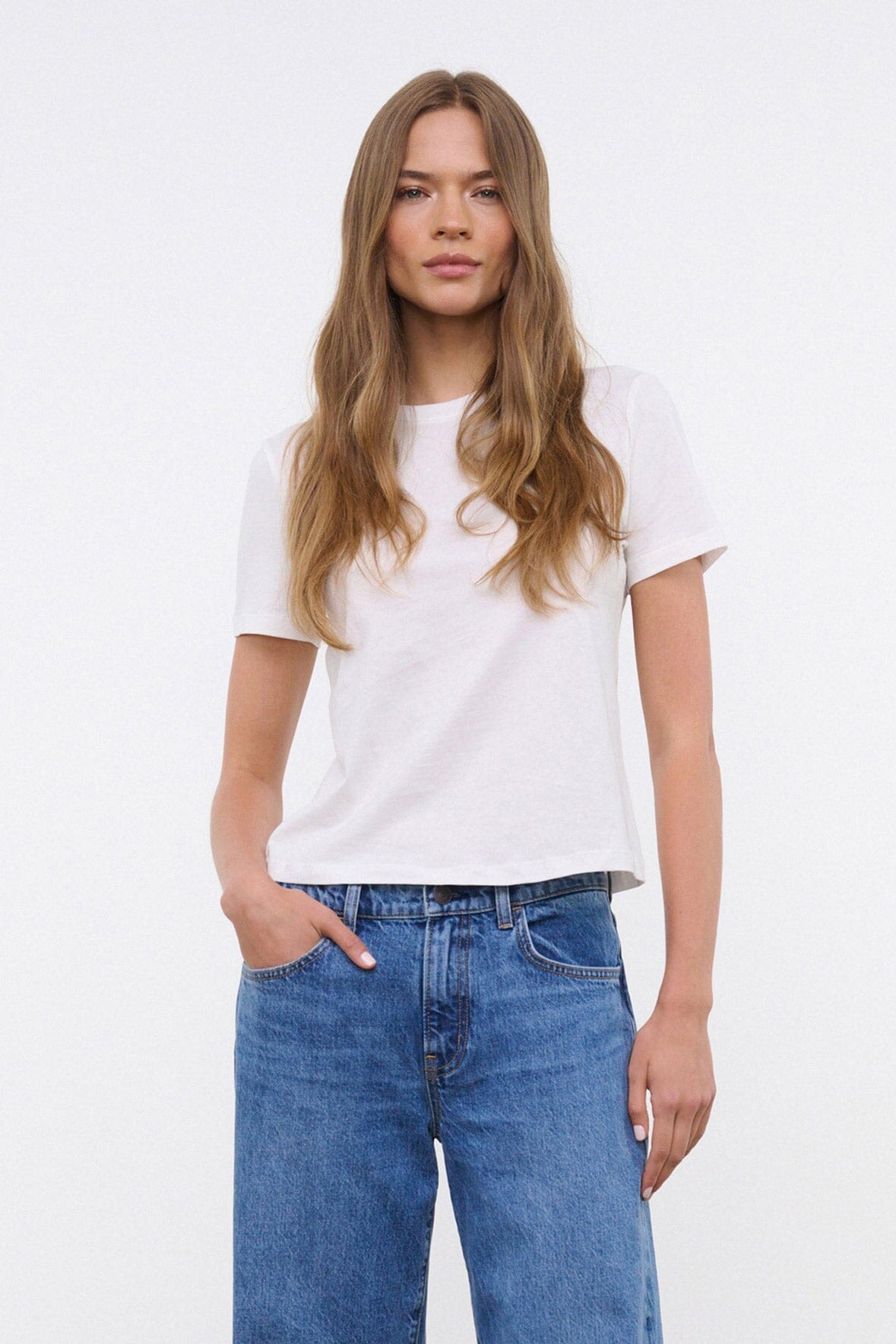 Crew Neck T Shirt - White | STAUD Popular