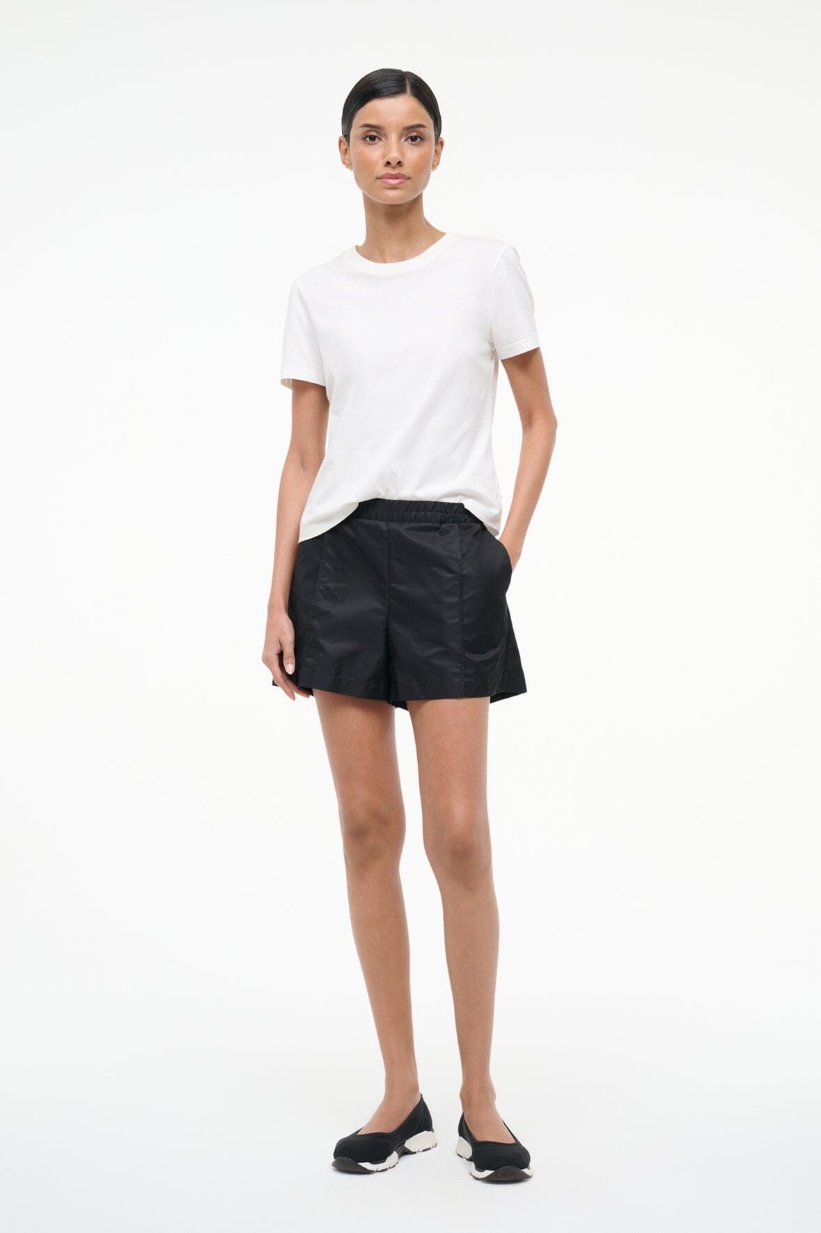 Taurus Short Black | STAUD Special Offer